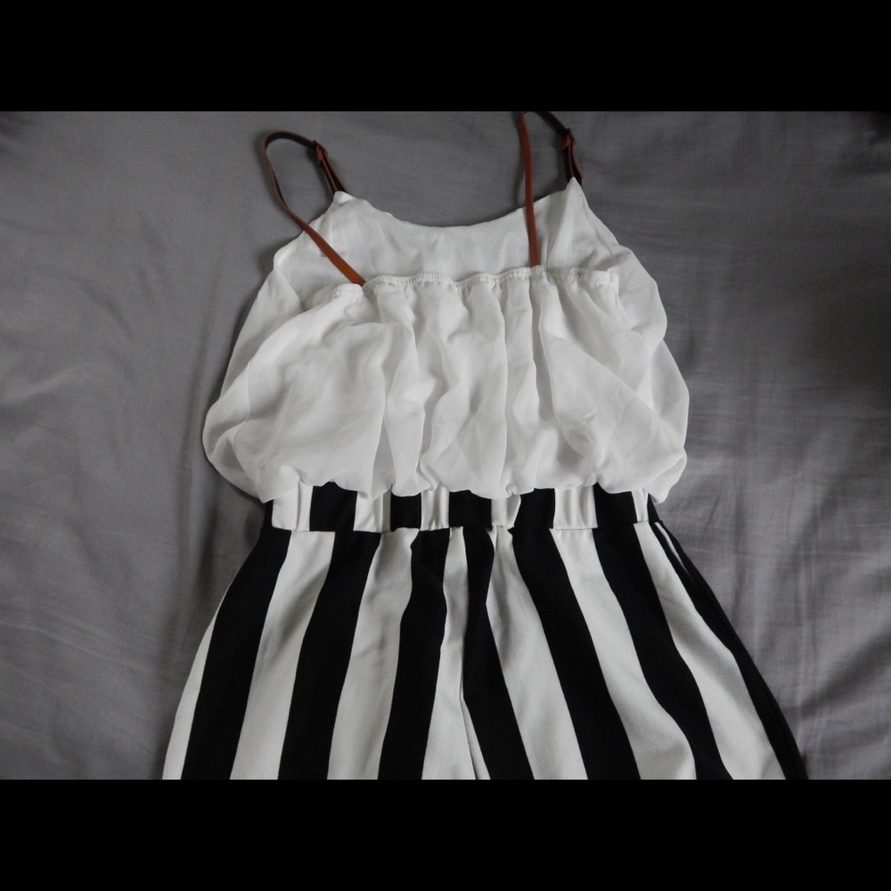Romper - Picture 4 of 5